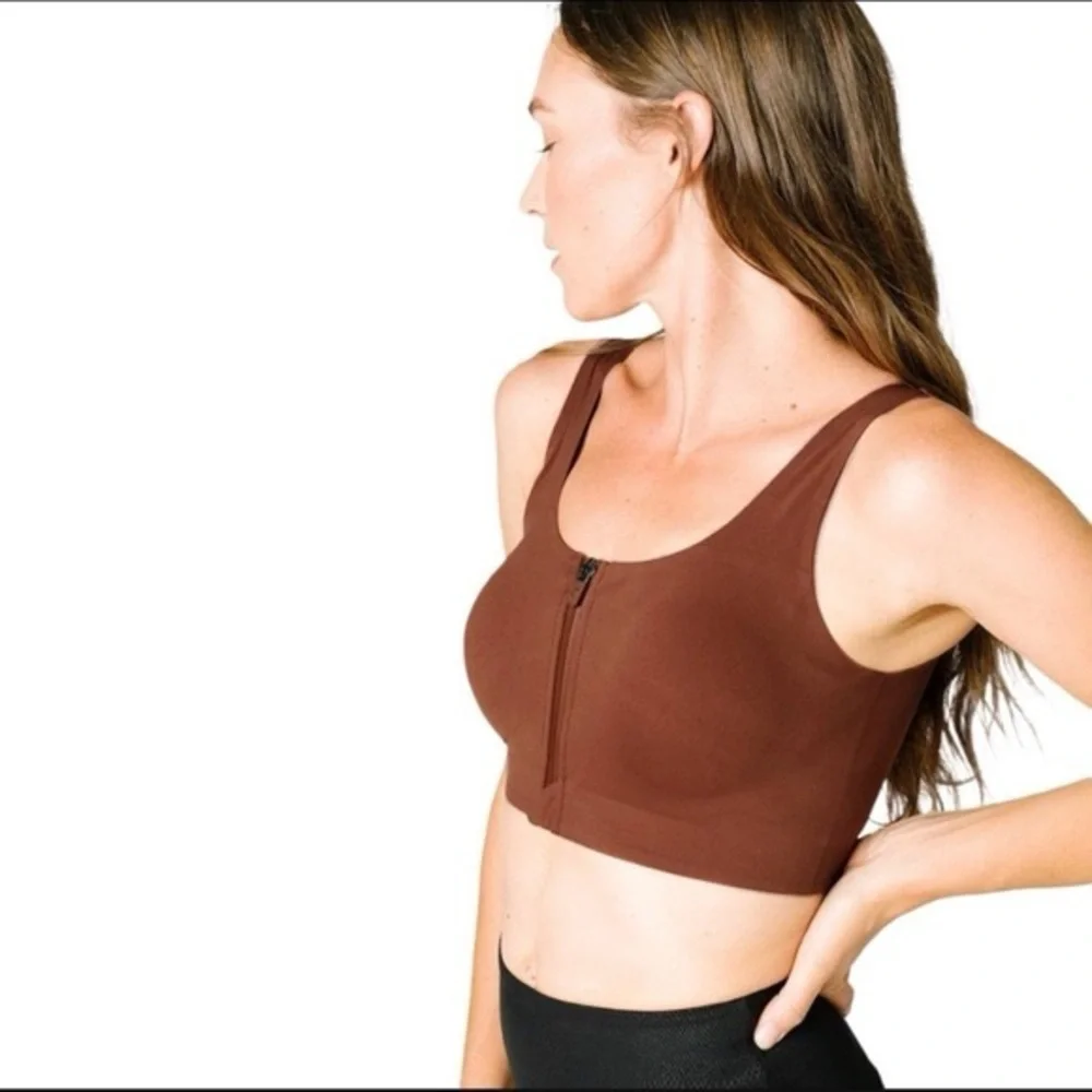 ZYIA Active Coffee Front Zipper Access Sports Bra
